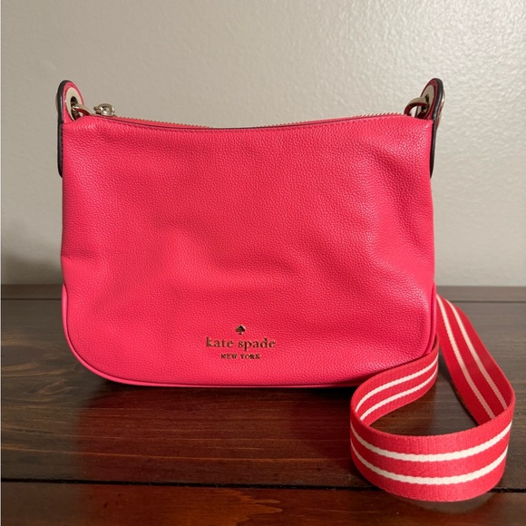 Kate Spade Crossbody - Picture 1 of 3